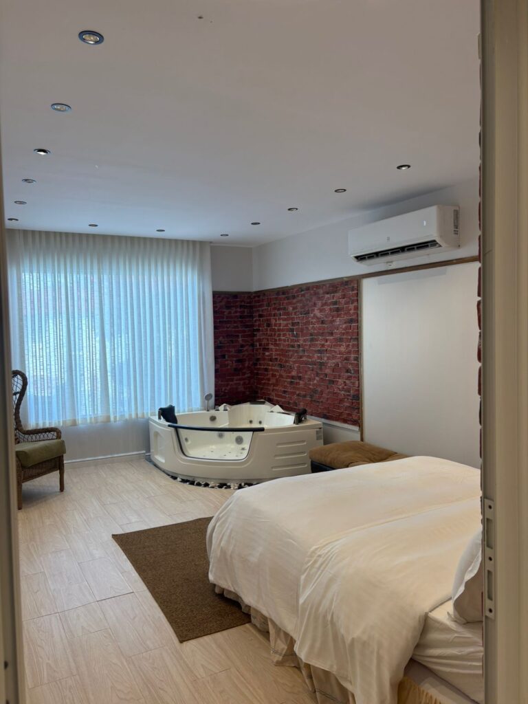 WhatsApp Image 2025-12-10 at 4.06.11 PM